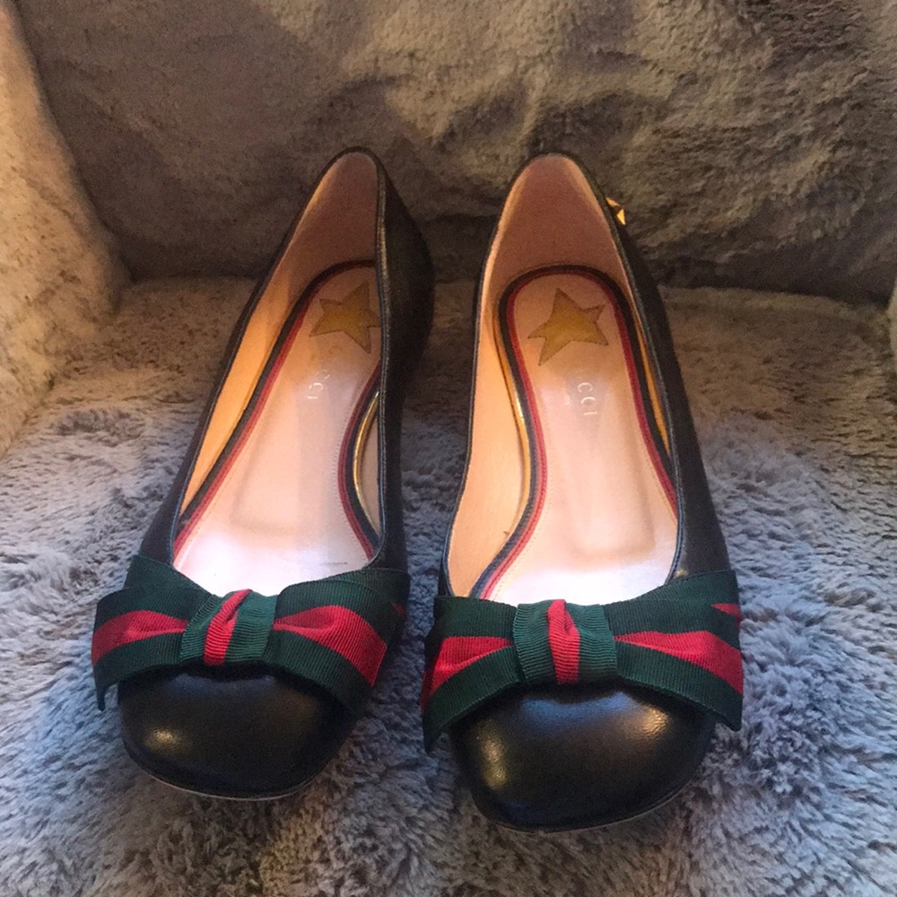 CCO! Gucci Flats